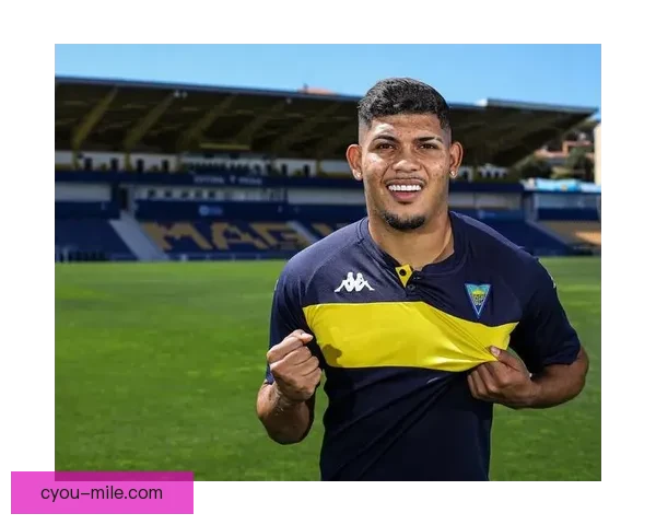 埃弗顿前锋莫派租借加盟马赛 新挑战开启职业生涯新篇章