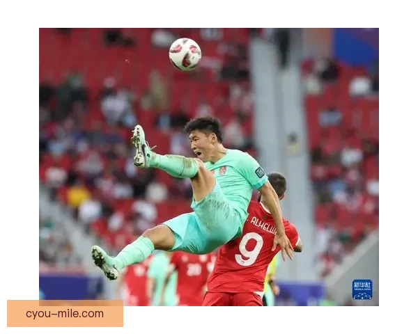 朱辰杰亚洲杯小组赛头球破门因越位干扰门将被VAR判定无效