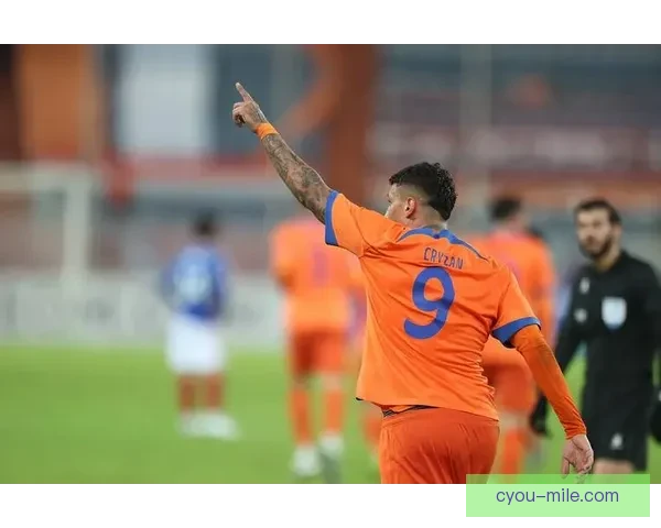 泰山前锋克雷桑赛前大腿后侧受伤恐缺席亚冠比赛