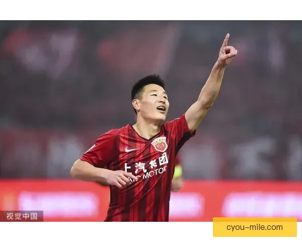 武磊金靴领航上海海港赛季中超卫冕成功书写海港王朝新章再启荣耀 武磊金靴领航上海海港赛季中超卫冕成功书写海港王朝新章再启荣耀